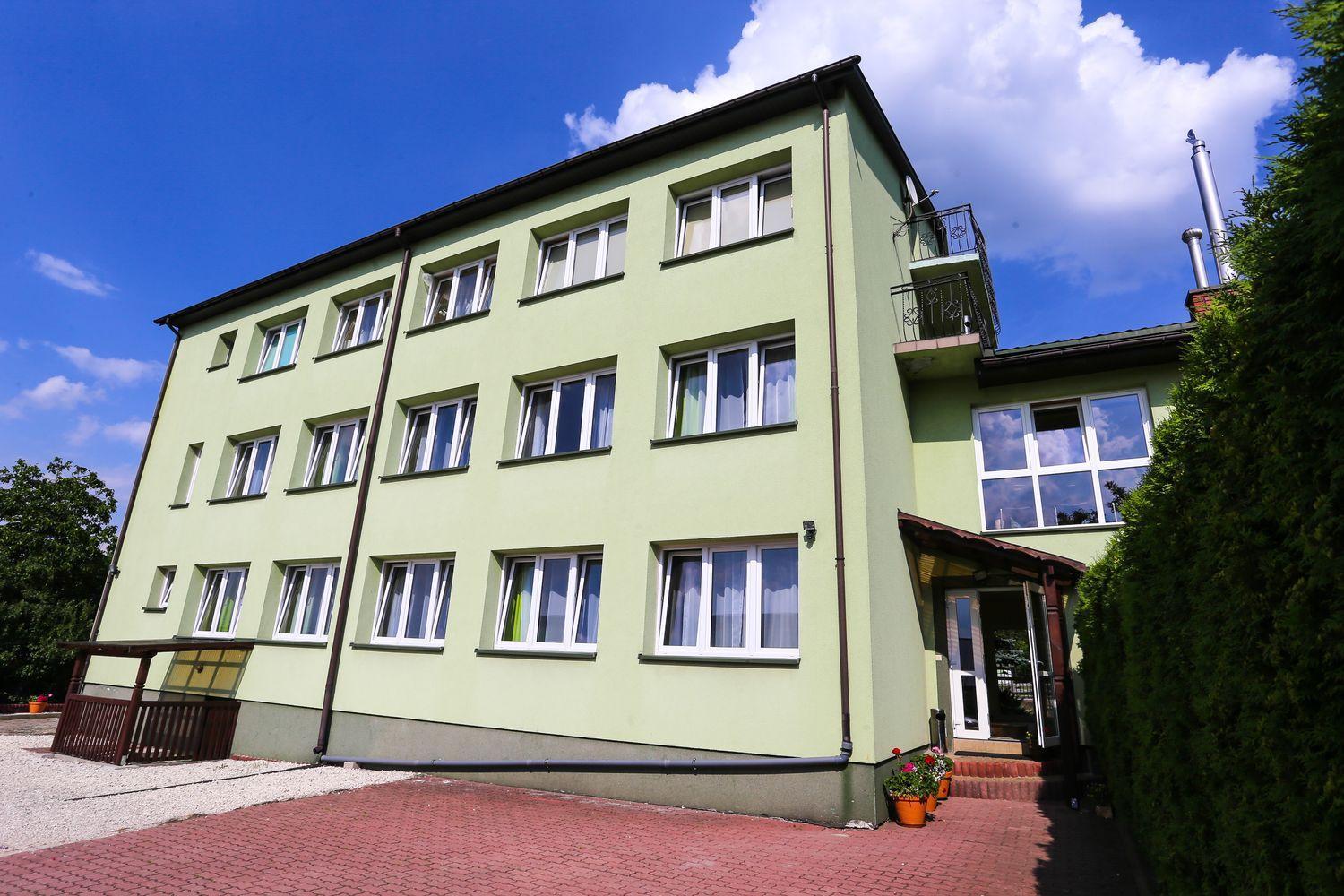 שביינטה קאטארז'ינה Wieczernik Dom Rekolekcyjny Ksiezy Pallotynow מראה חיצוני תמונה
