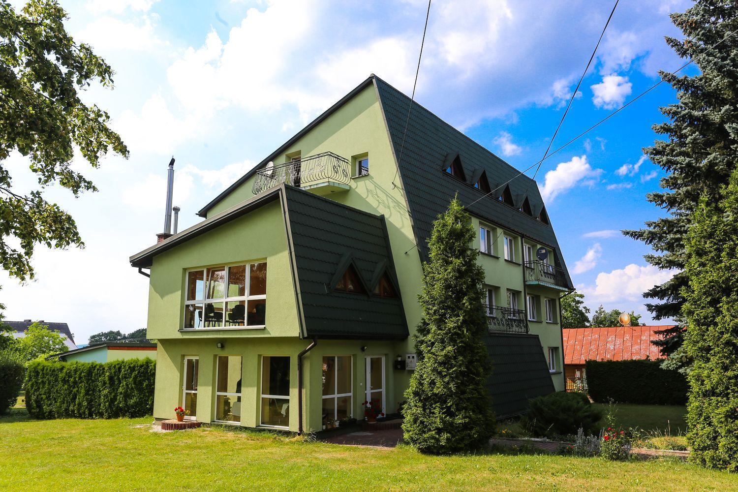 שביינטה קאטארז'ינה Wieczernik Dom Rekolekcyjny Ksiezy Pallotynow מראה חיצוני תמונה